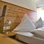 Schellenberg Hotel