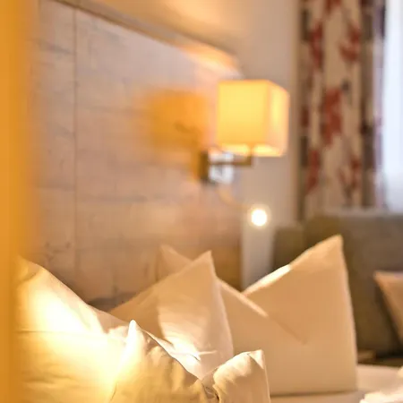 Hotel Schellenberg 3*