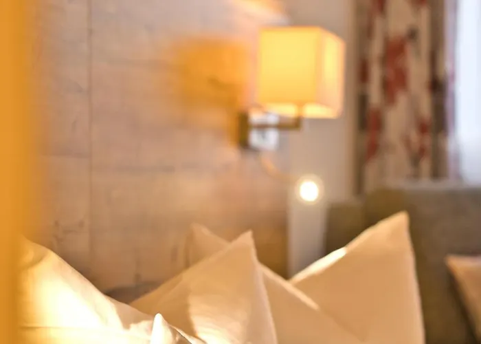 Hotel Schellenberg 3*